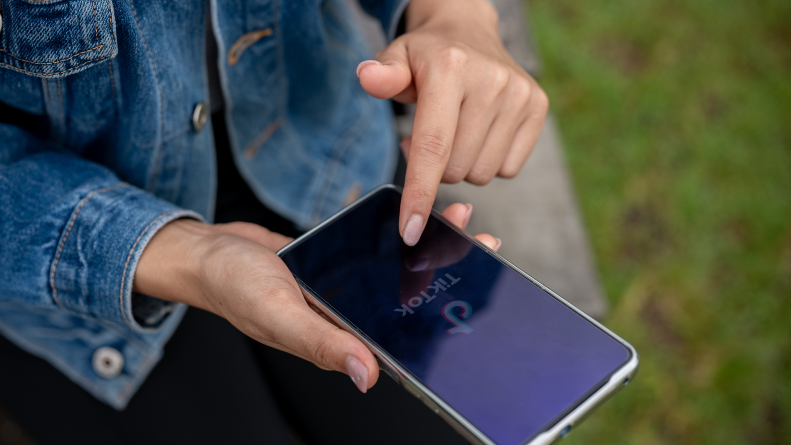 Lợi ích khi sử dụng dịch vụ quản trị và chăm sóc TikTok từ THT Media