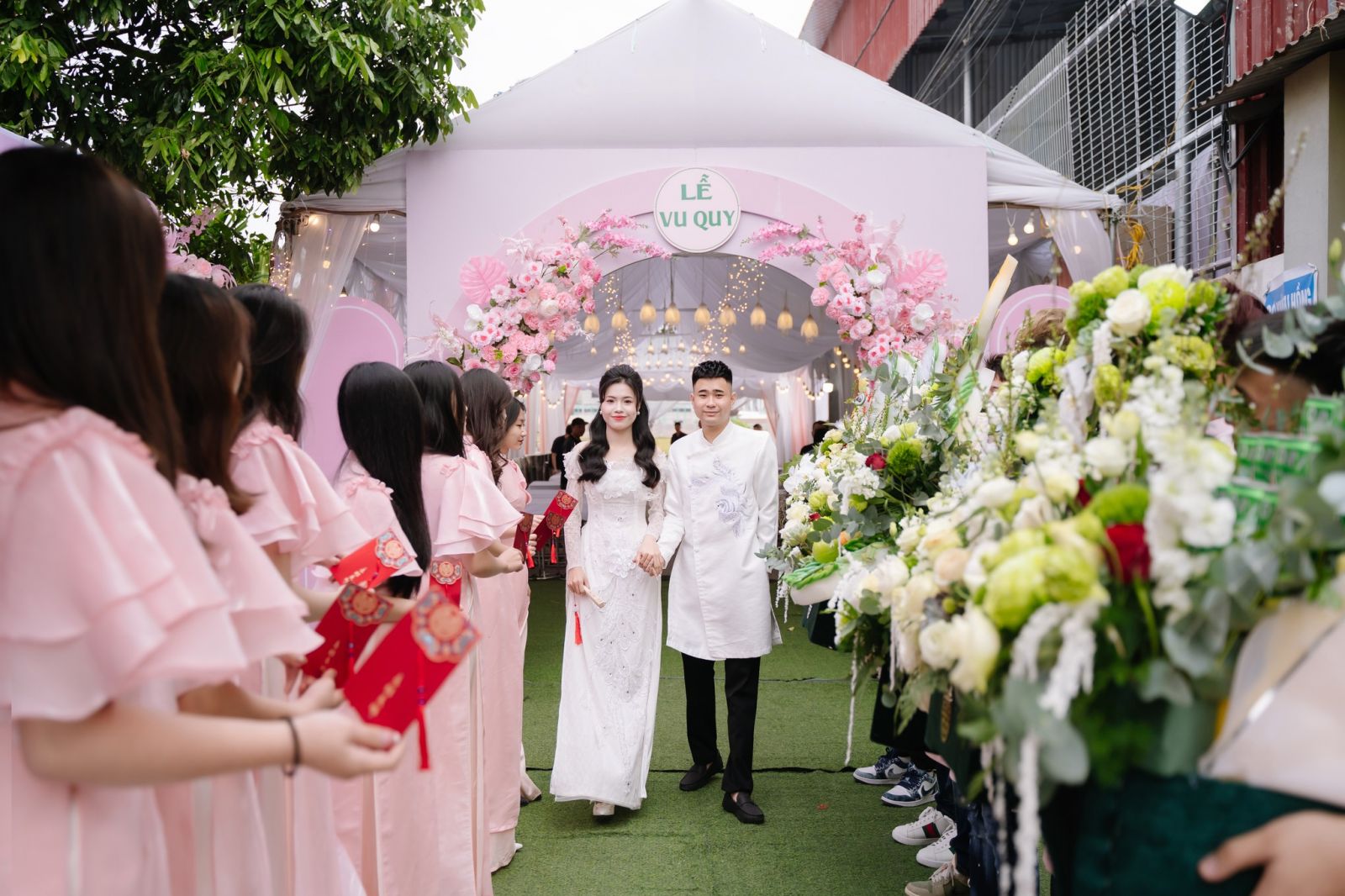 Vì Sao Nên Đầu Tư Cho Dịch Vụ Quay Chụp Cưới Chuyên Nghiệp?