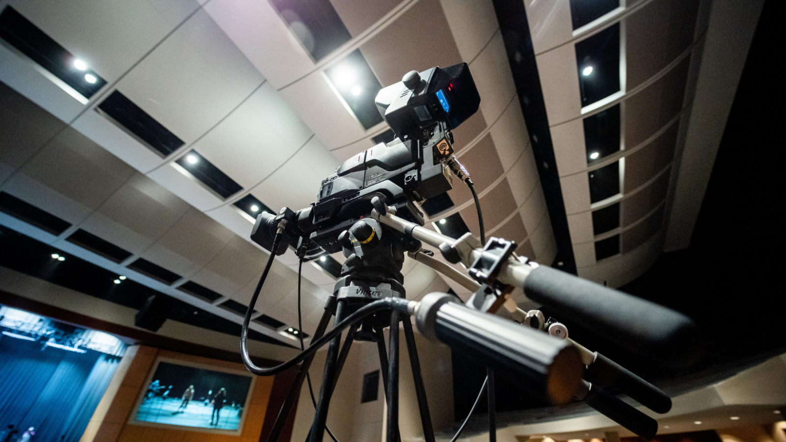 Giới thiệu về dịch vụ quay chụp sự kiện theo yêu cầu