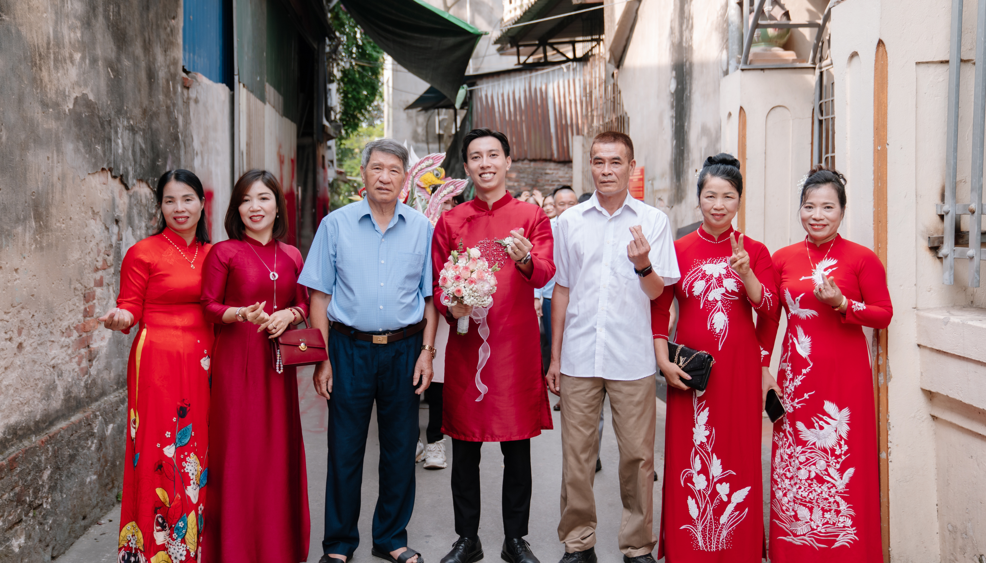 Phóng sự cưới không dàn dựng 